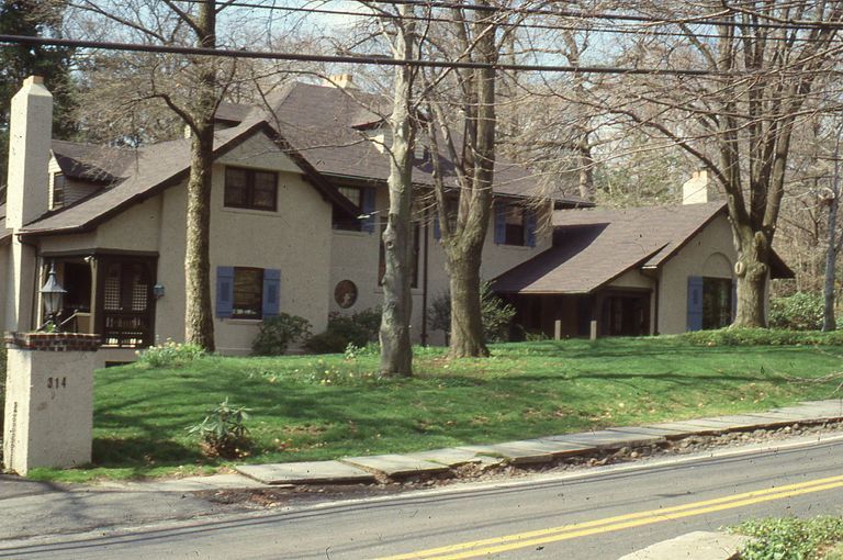          314 Hobart Avenue, c.1910 picture number 1
   