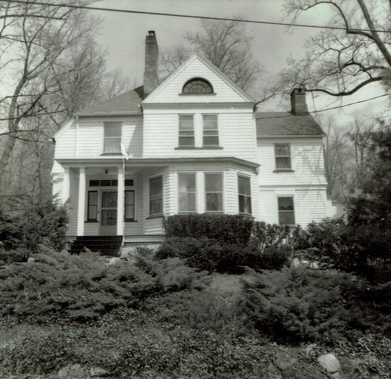          87 Chestnut Street picture number 1
   