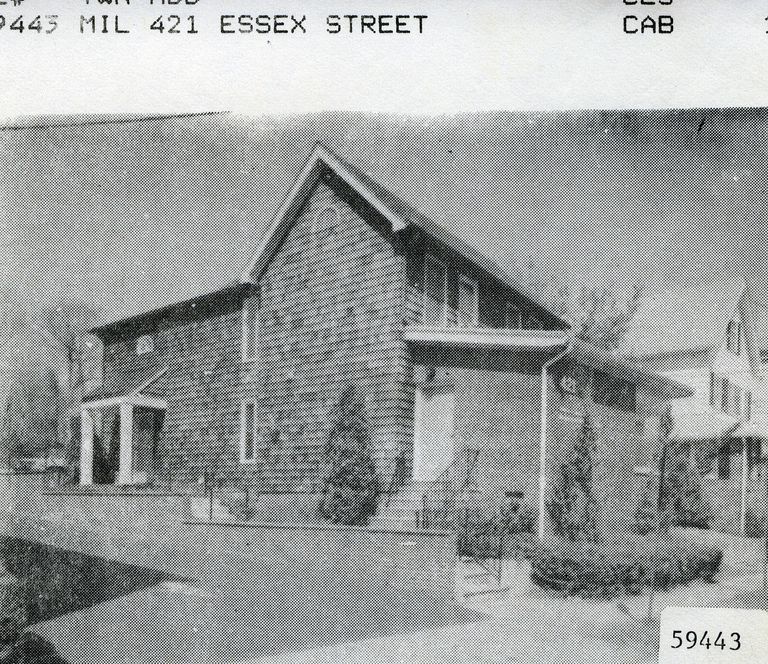          421 Essex Street, Millburn picture number 1
   