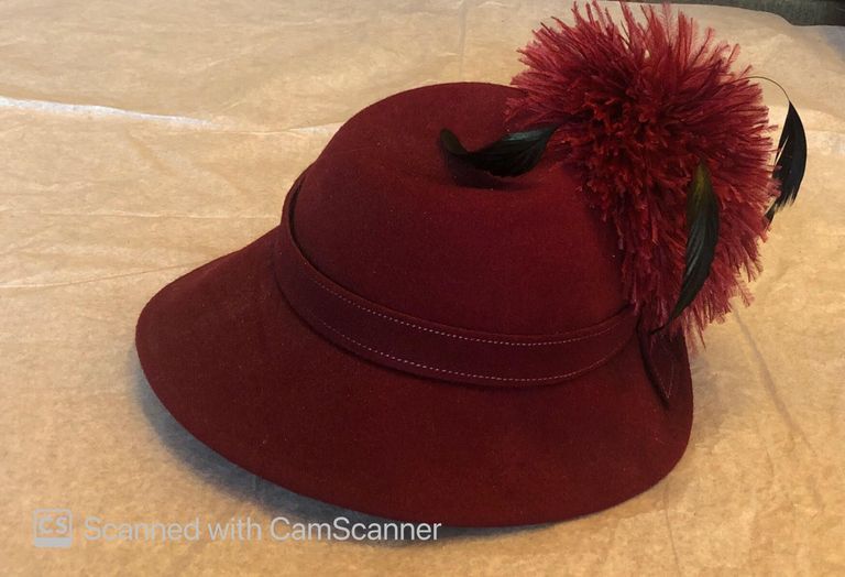          Hat: Ladies Red Wool picture number 1
   