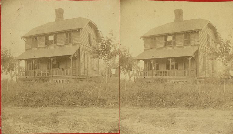          Woolsey House; Louise Lord Collection
   