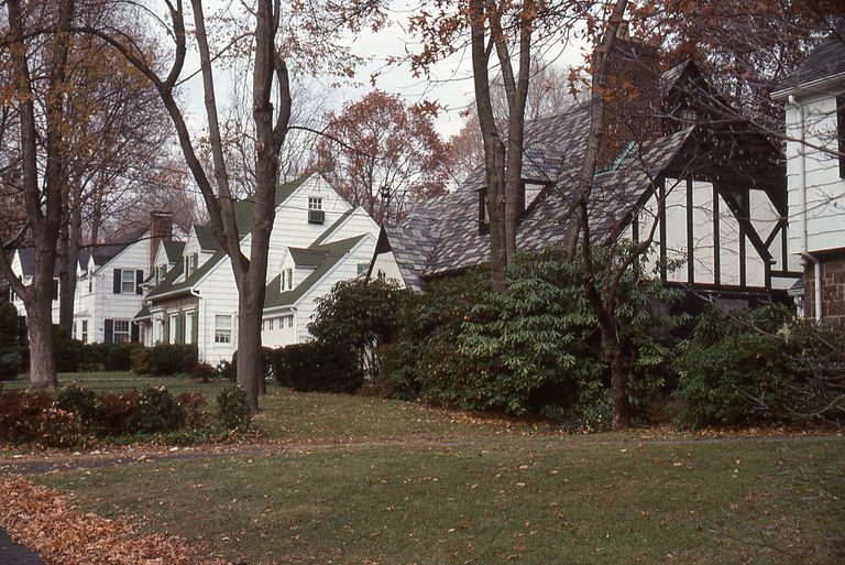          89-91 Whitney Road, Short Hills picture number 1
   