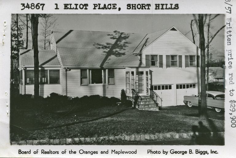          EliotPlace1SH picture number 1
   