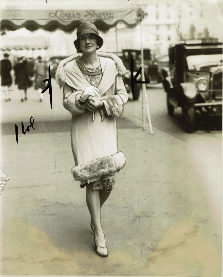          Amberg: Mrs. Rudolph H. Amberg, 1928 picture number 1
   