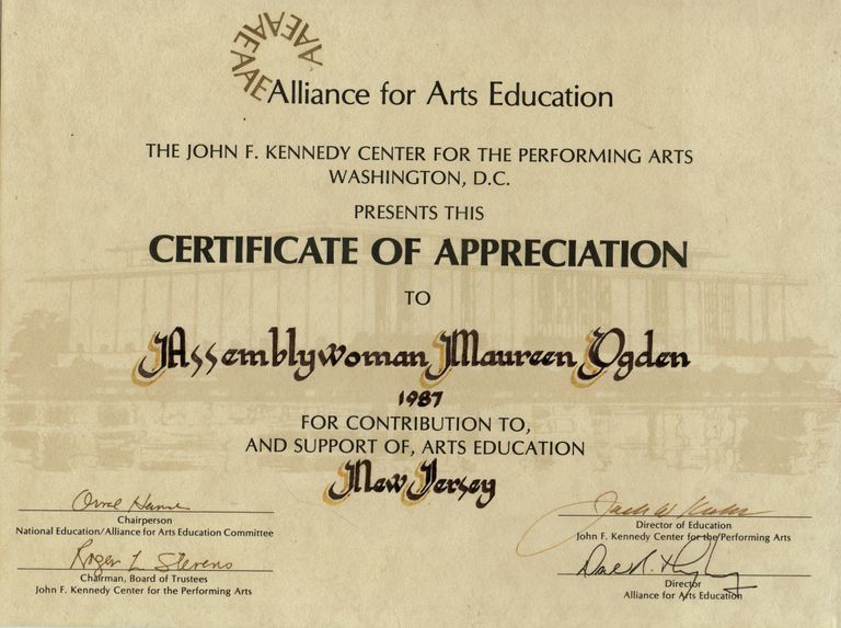          Ogden: Maureen Ogden Kennedy Center for the Performing Arts Certificated of Appreciation, 1987 picture number 1
   