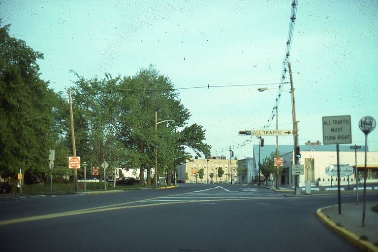          Millburn Avenue: Millburn Avenue Looking West to Essex Street, 1976 picture number 1
   