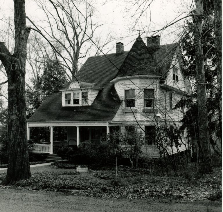          80 Linden Street picture number 1
   