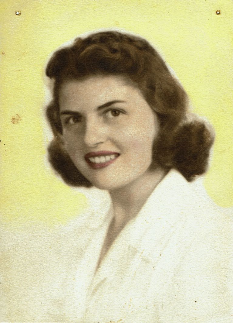          Ellwanger: Marilyn Ellwanger, Spring 1946 picture number 1
   