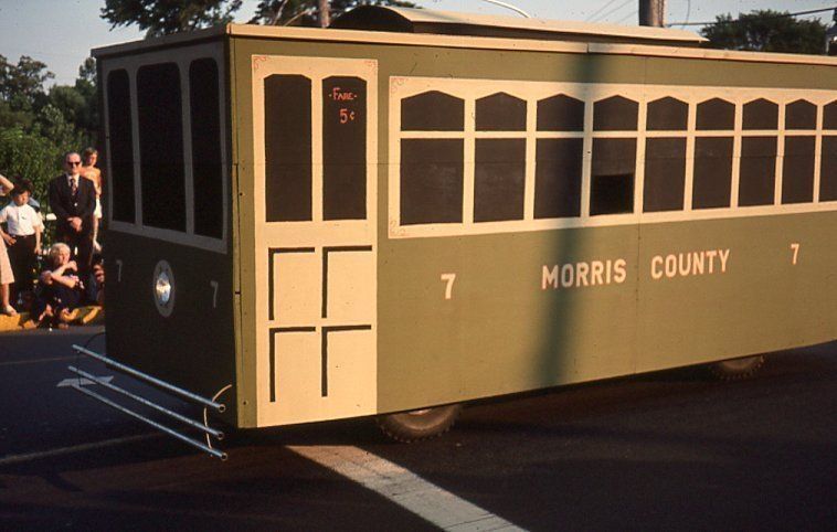          July 4: Morris County Traction Float in American Bicentennial Parade, 1976 picture number 1
   