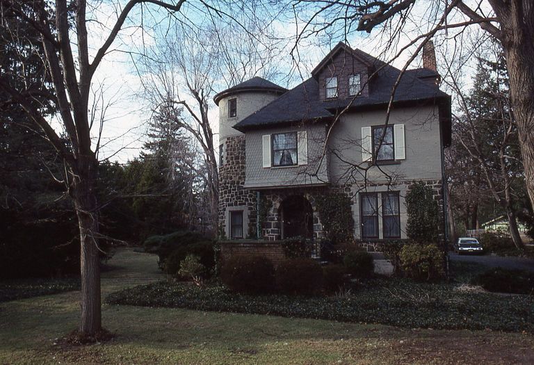          63 Crescent Place, Short Hills picture number 1
   