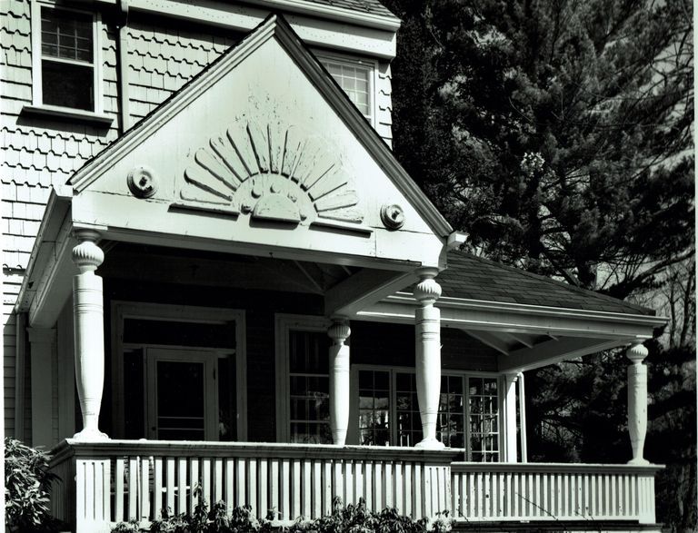          Architect: Lamb and Wheeler, c. 1880.; Queen Anne style.
   