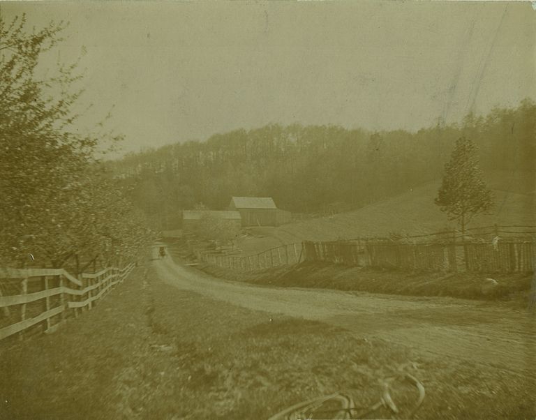          Brookside Drive, South Mountain Reservation, c. 1900 picture number 1
   
