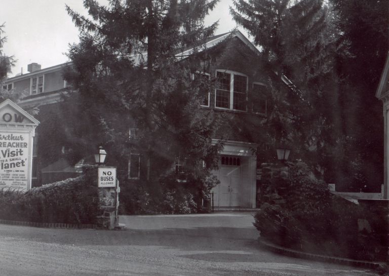          Paper Mill Playhouse: Paper Mill Playhouse Exterior, 1959 picture number 1
   