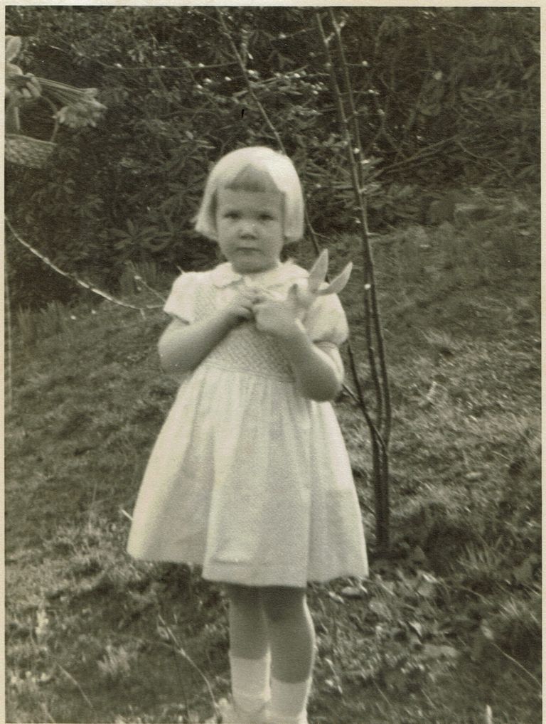          Hartshorn: Charlotte Hartshorn picture number 1
   
