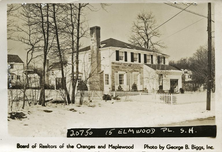          ElmwoodPlace15SH picture number 1
   