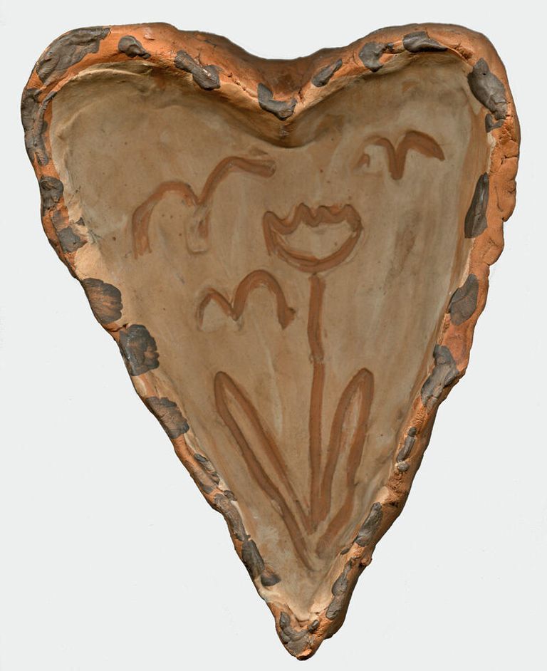          Clay Heart Made by Glenwood Kindergartener for Mother's Day picture number 1
   