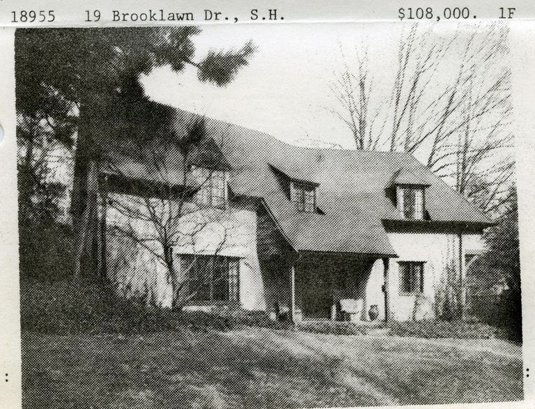          BrooklawnDrive19SH picture number 1
   