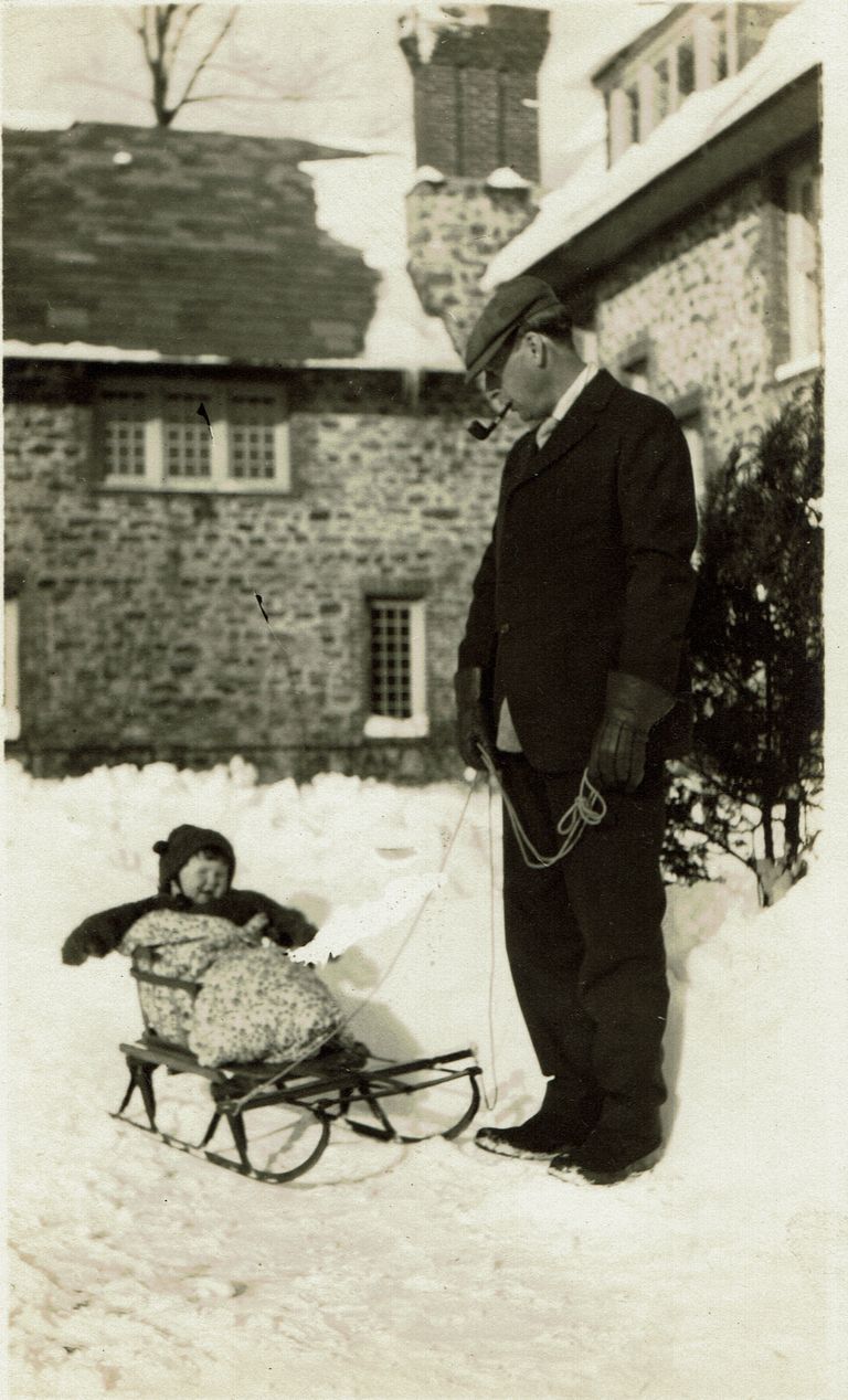          Hartshorn: Stewart Henry Hartshorn and Catherine Hartshorn, Winter 1917 picture number 1
   