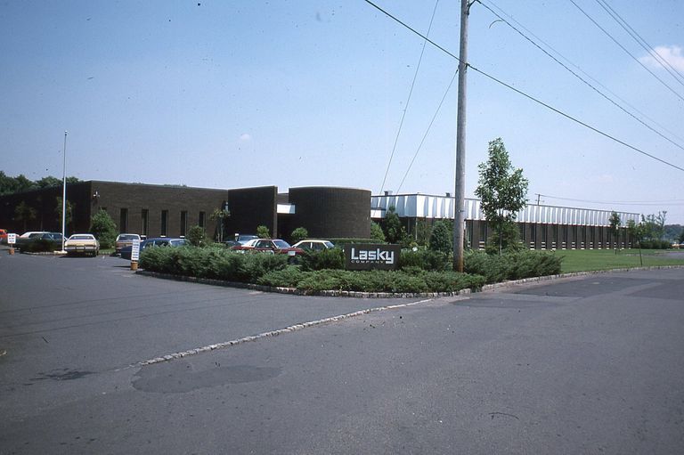          Lasky: Lasky Company, 71 East Willow Street, 1975 picture number 1
   