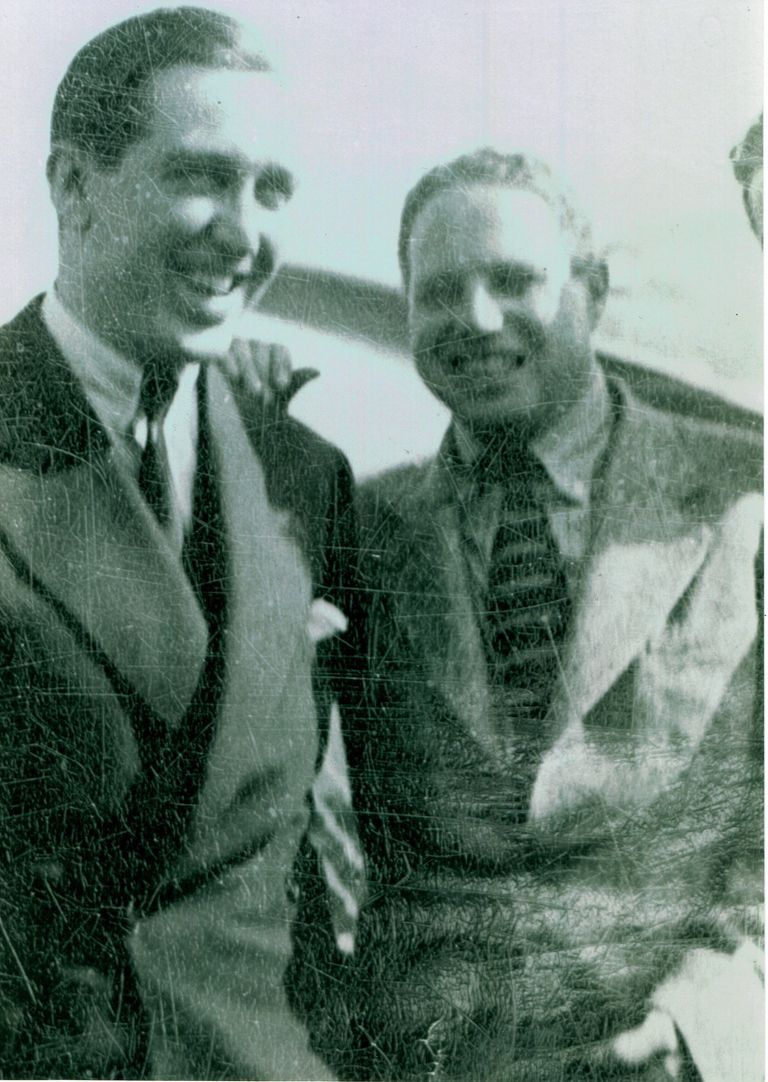          Dunn: Bob Dunn and Milt Gross, c. 1933 picture number 1
   