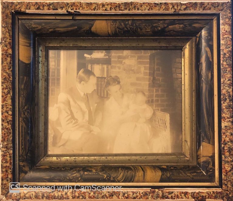          Hartshorn: Catherine Jennette Hartshorn and Her Parents, 1916 picture number 1
   