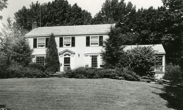          32 Highland Ave picture number 1
   