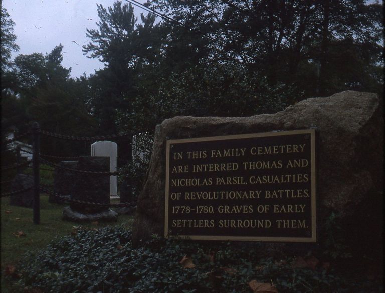          Parsil: Parsil Cemetery Marker, 1975 picture number 1
   