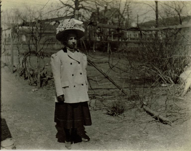          Marshall-Schmidt Album: Marion or Margaret Marshall Wearing a Big Hat picture number 1
   