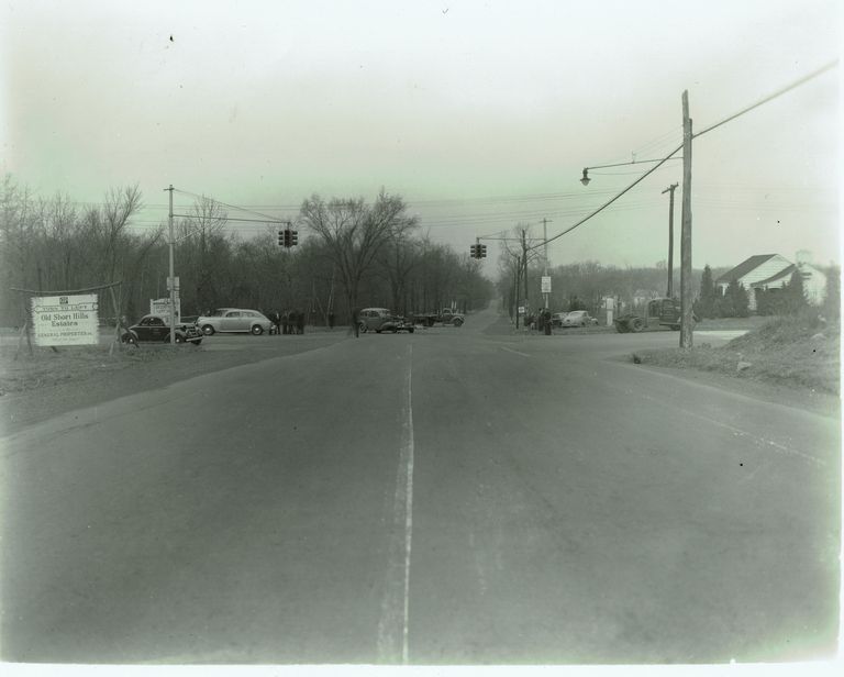          Old Short Hills Road and South Orange Avenue, 1949 picture number 1
   