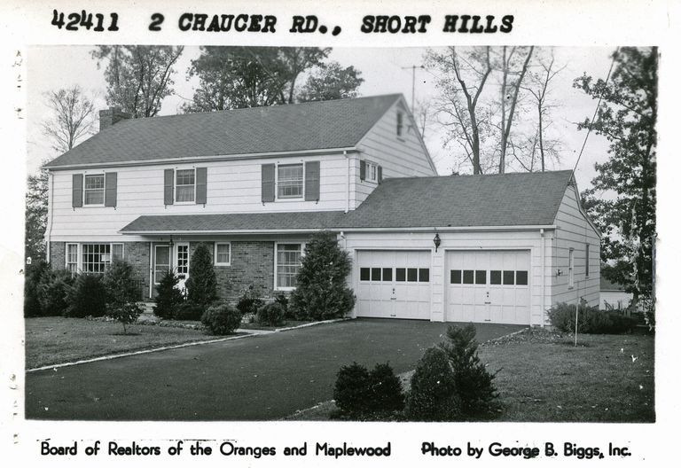          2 Chaucer Road, Short Hills picture number 1
   