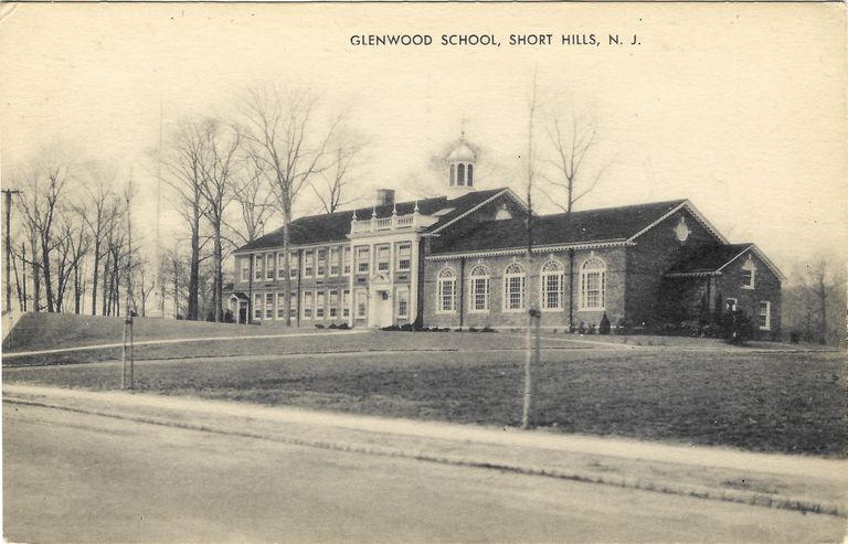          Glenwood School: Postcard picture number 1
   