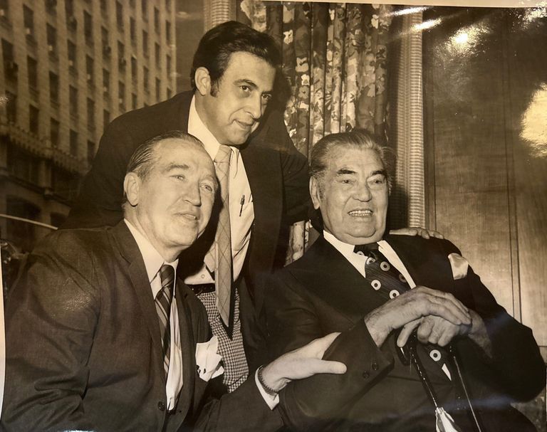          Dunn: Bob Dunn with Jack Dempsey, 1966 picture number 1
   