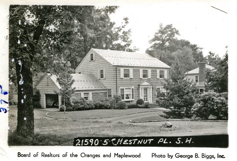          5 Chestnut Place, Short Hills picture number 1
   