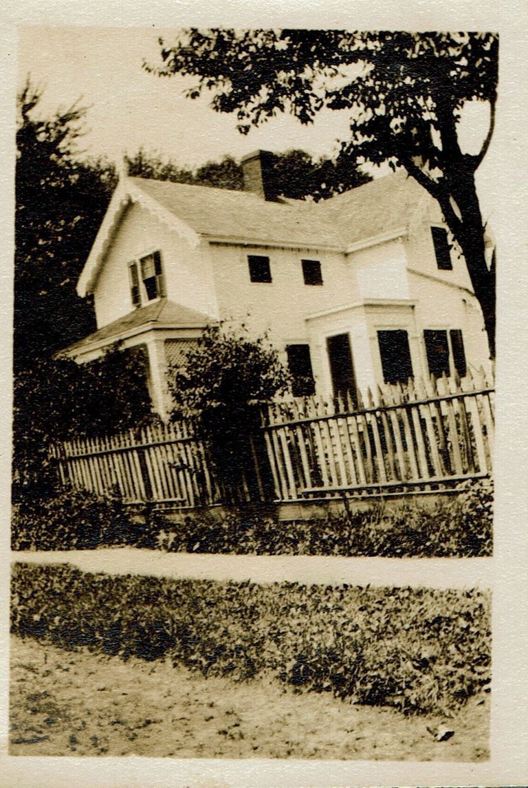          Marshall-Schmidt Album: Marshall House picture number 1
   