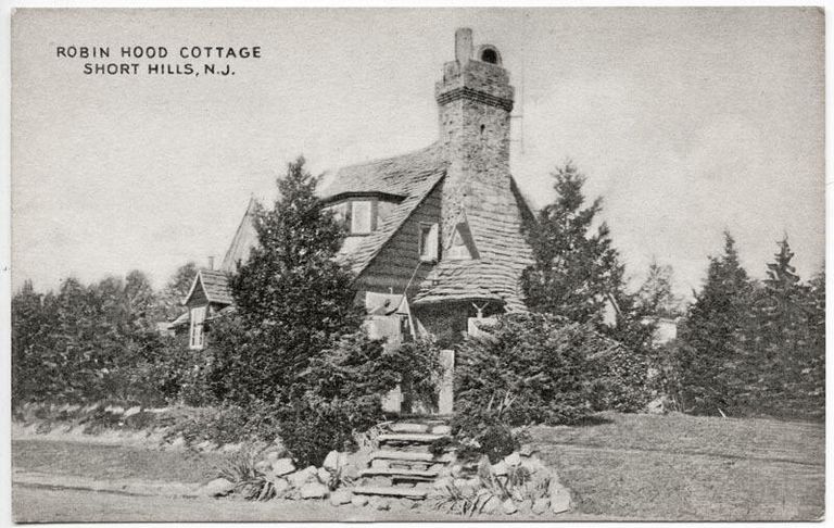          Photographic Post Card of Robin Hood Cottage, Short Hills, NJ; One Nottingham Road
   