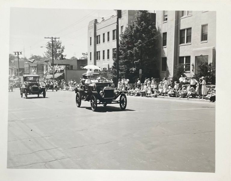          Centennial Parade: Antique Cars, 1957 picture number 1
   