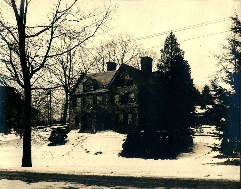          Hartshorn Photo Album Short Hills: 71 Western Drive picture number 1
   