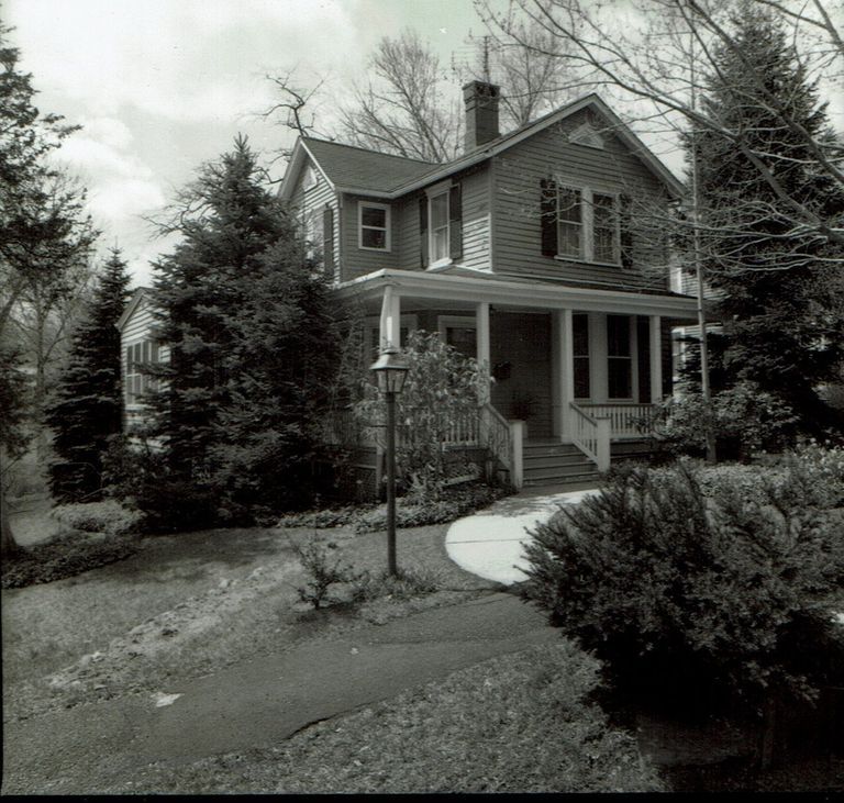          86 Chestnut Street picture number 1
   