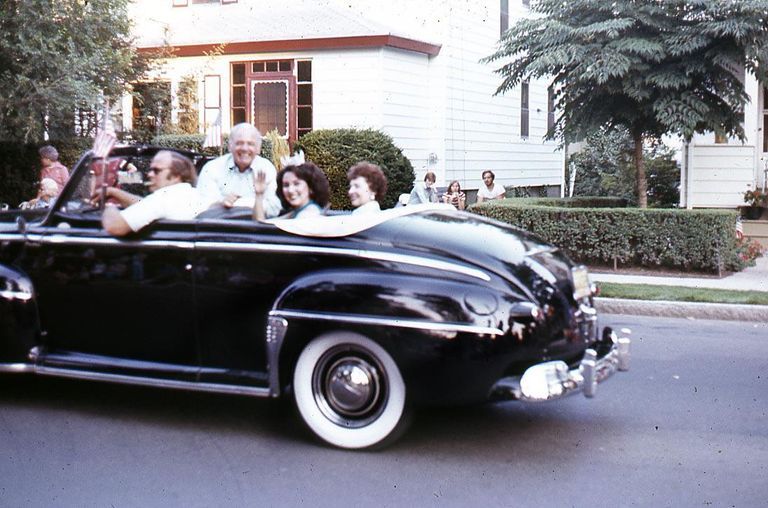          July 4: Black Convertible American Bicentennial Parade, 1976 picture number 1
   