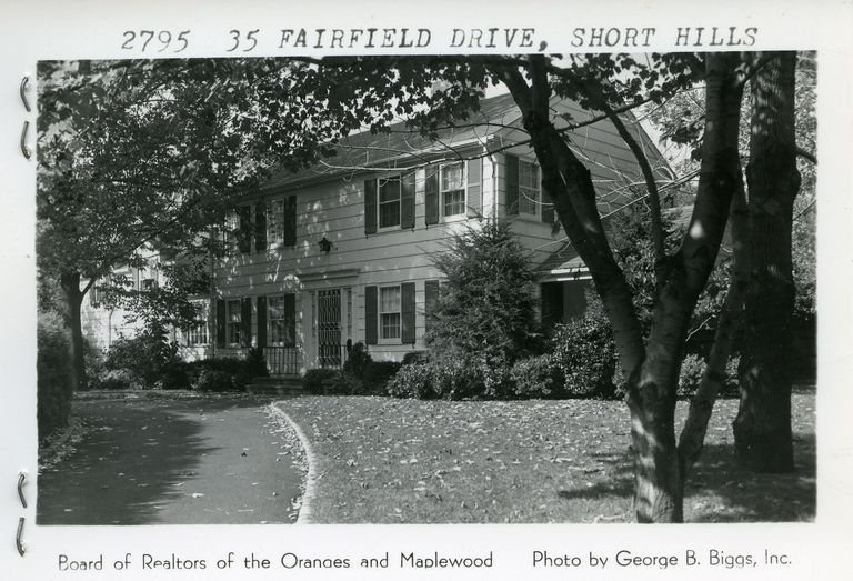          35 Fairfield Drive, Short Hills picture number 1
   