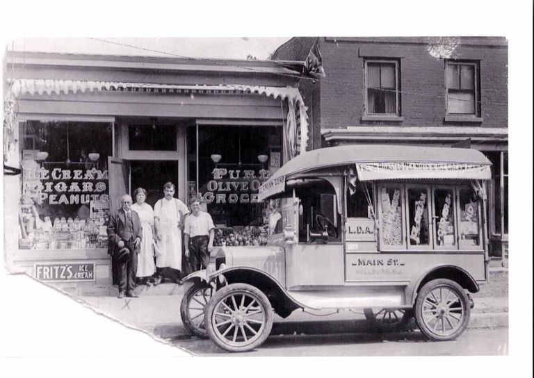          Main Street: Store near 40 Main Street, Millburn picture number 1
   