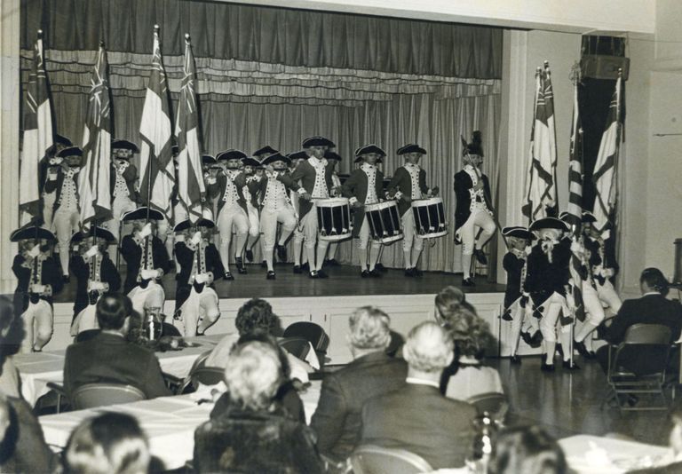          Morris County Militia Junio Fife and Drum Corps, Photo by Frank Verducci
   