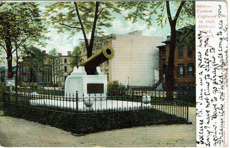          Newark: Cannon in Military Park, 1907 picture number 1
   