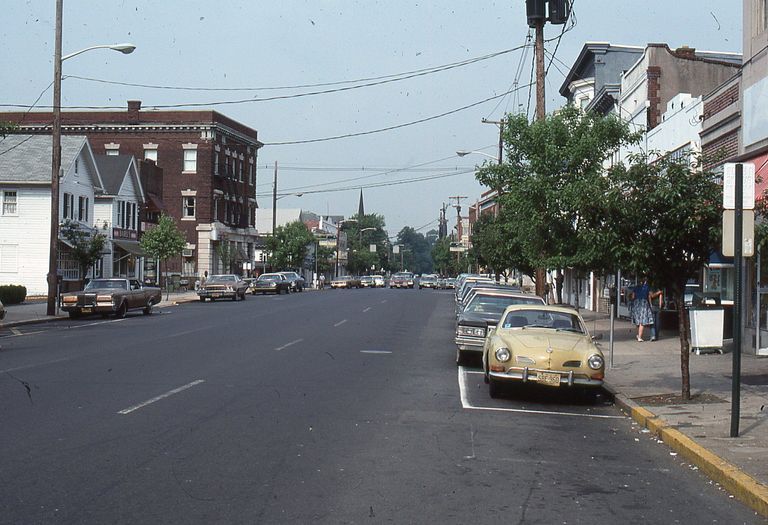          Millburn Avenue: View of Millburn Avenue Looking West toward Main Street, 1978 picture number 1
   