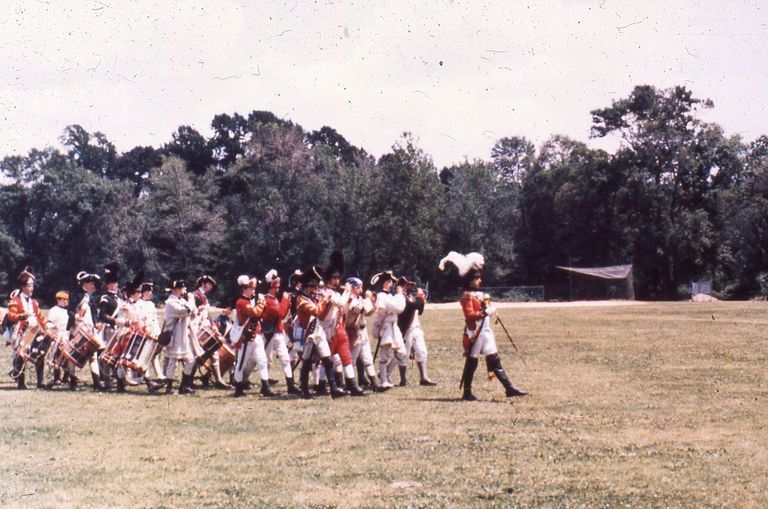          Battle of Springfield: Reenactment of Battle of Springfield, 1976 picture number 1
   