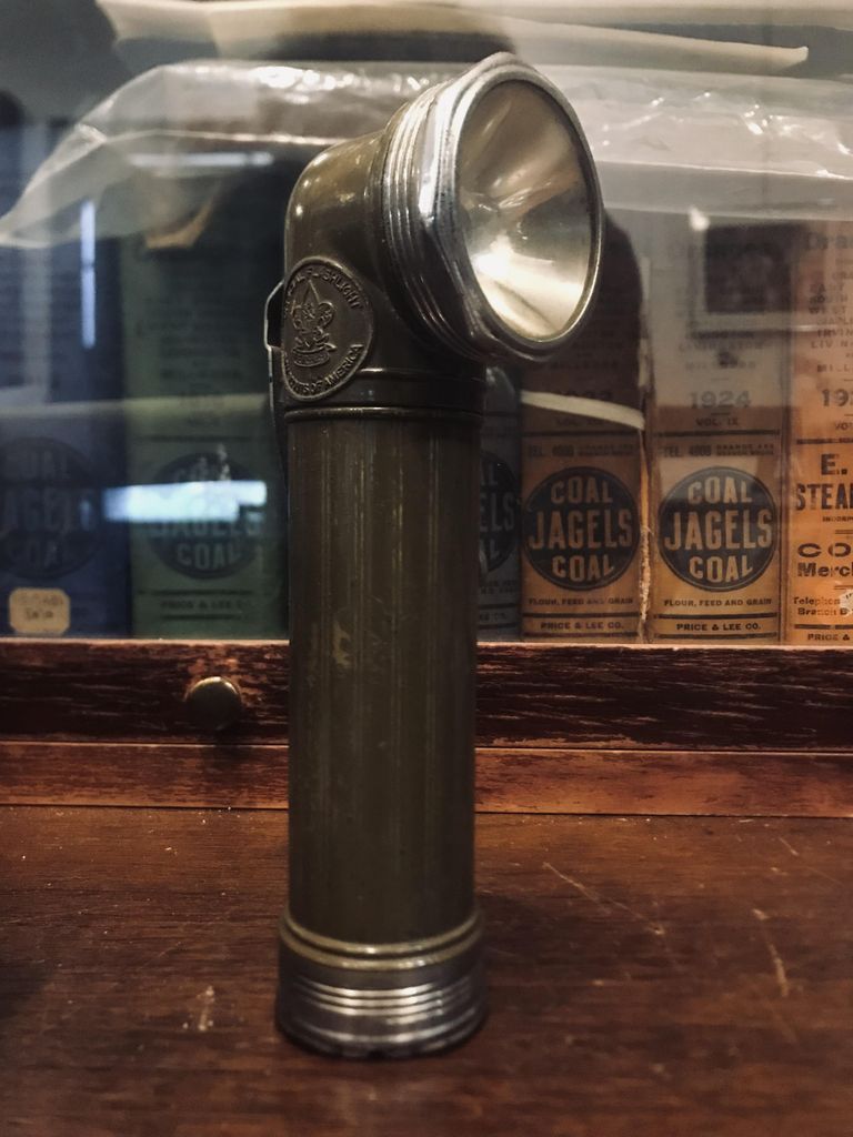          Rudiger: Stanley Rudiger - Boy Scouts of America Flashlight picture number 1
   