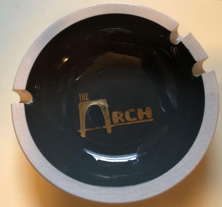          Arch Restaurant: Ashtray picture number 1
   