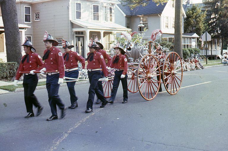          July 4: Old fashioned Fire Hose in American Bicentennial Parade, 1976 picture number 1
   