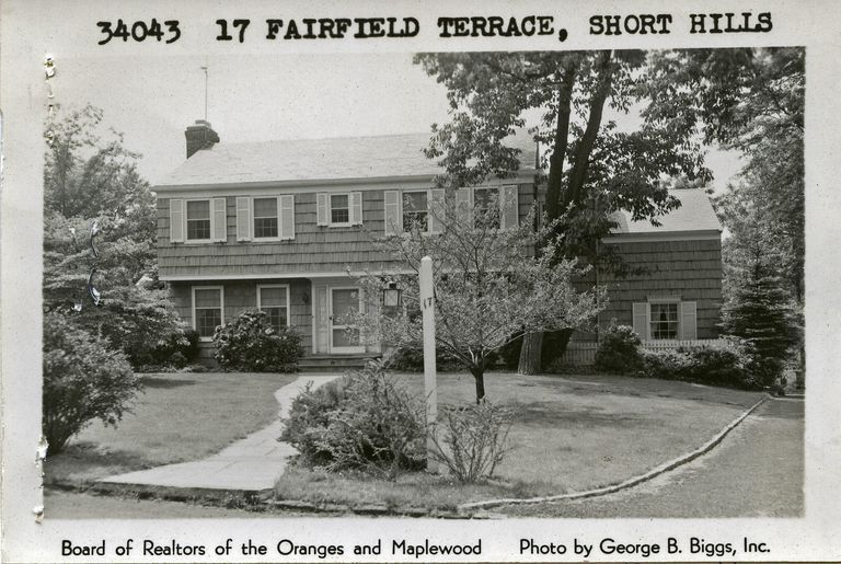          17 Fairfield Terrace, Short Hills picture number 1
   