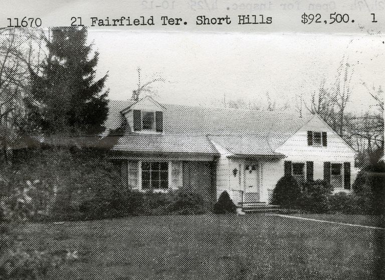          21 Fairfield Terrace, Short Hills picture number 1
   